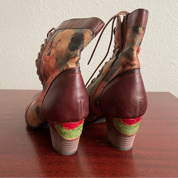 NWOT L’Artiste Charming Genuine Leather Floral Lace Heeled Booties Wearable Art - Picture 6 of 11
